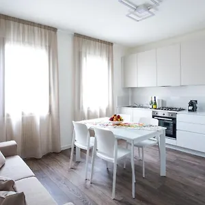 borgo-verticale-luxury-apartments.hotelinveneto.com/